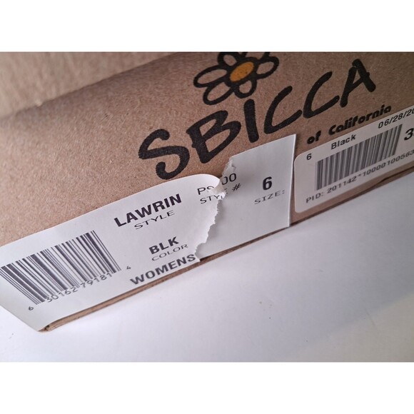 NEW SBICCA Lawrin Flat Sandal Slide Black Leather Open Toe Slip On PS100 Size 6 - Picture 3 of 8